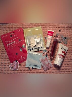 Sweet Pomegranate Self‑Care Beauty Bundle - Face & Eye Mask~Lip Balm~Lotion+++